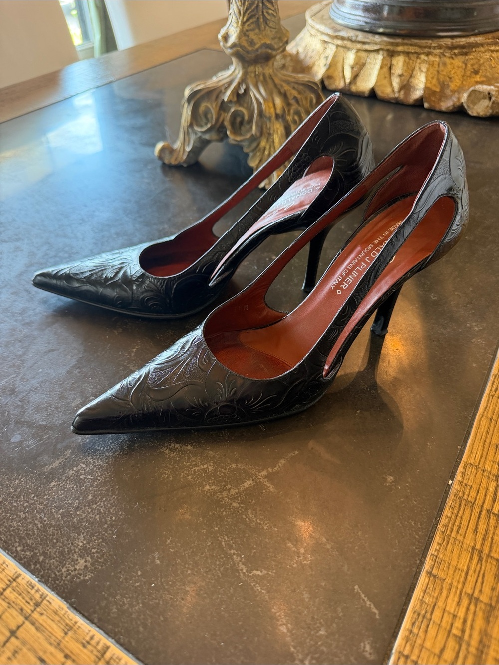 Donald J. Pliner Black Embossed Leather Pointed Toe Slingbacks - Picture 2 of 6